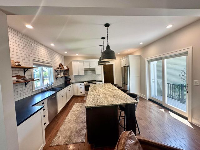 4930 Morehead Avenue, White Bear Lake, MN 55110