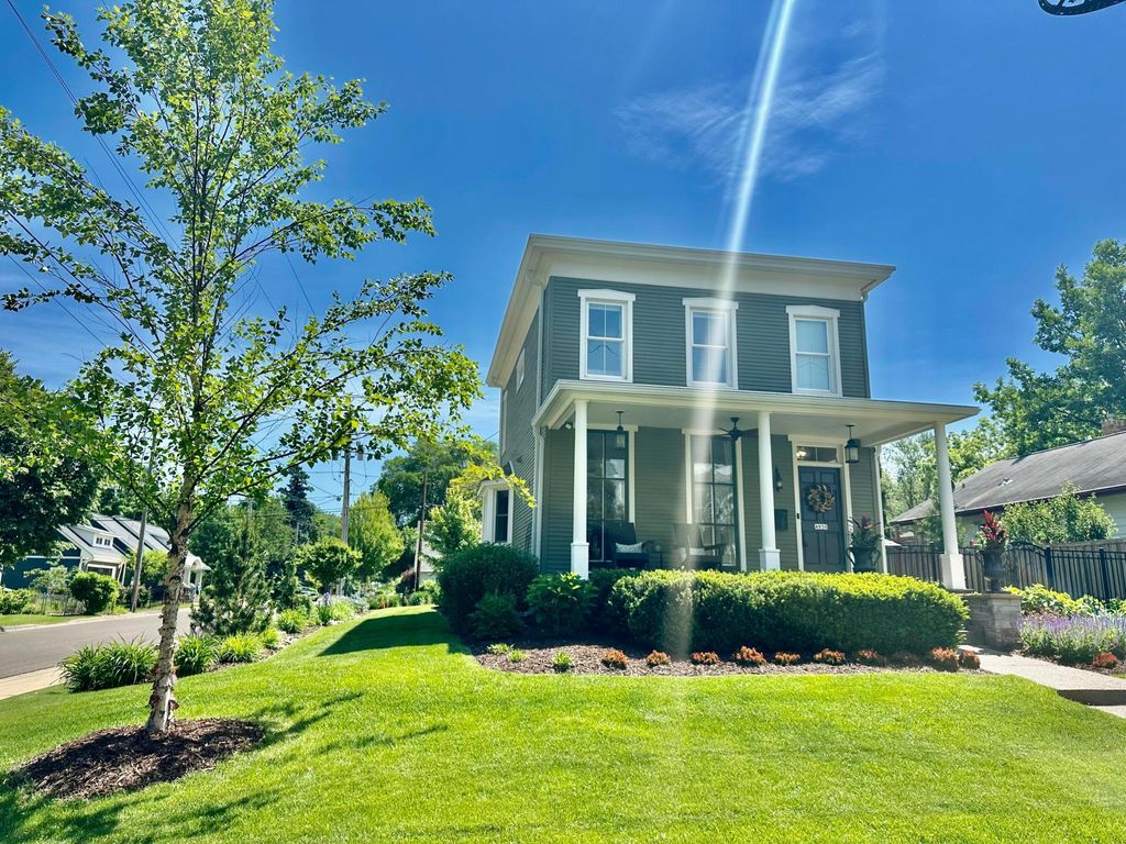 4930 Morehead Avenue, White Bear Lake, MN 55110