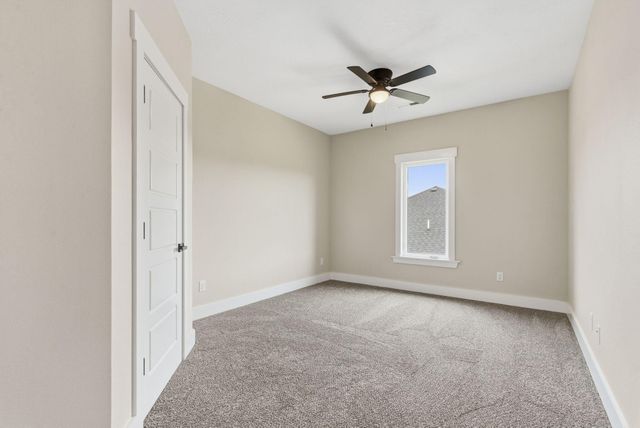 1772 E Cobblestone Drive, Ozark, MO 65721