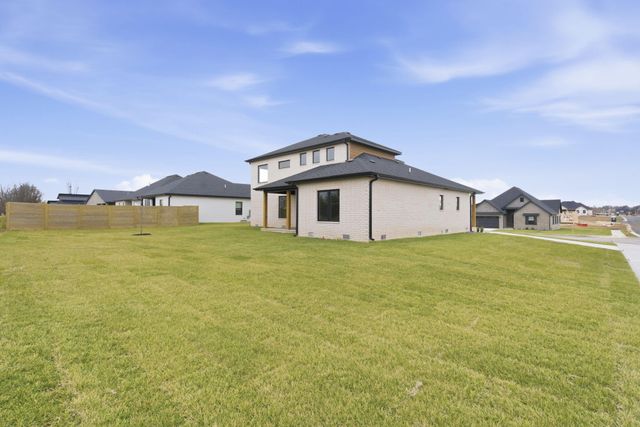 1772 E Cobblestone Drive, Ozark, MO 65721