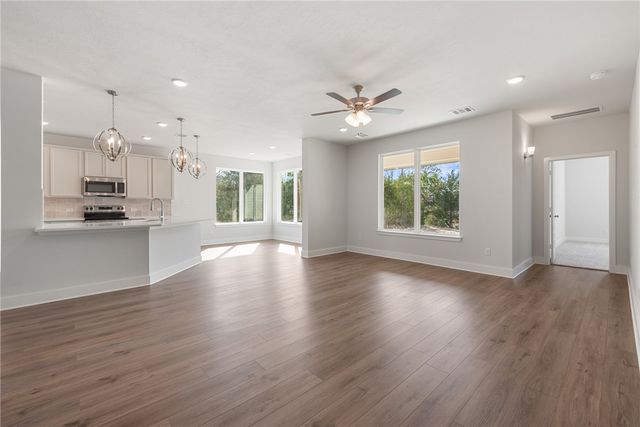 8452 Muir Wood Loop, Anderson, TX 77830