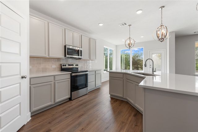 8452 Muir Wood Loop, Anderson, TX 77830