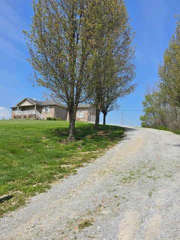 5665 Paris Road, Mt Sterling, KY 40353