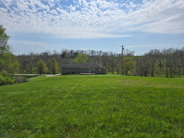 5665 Paris Road, Mt Sterling, KY 40353