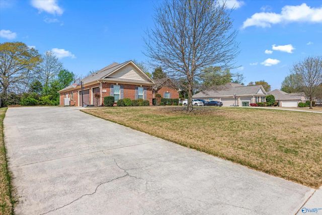 113 Eden Lane, Huntsville, AL 35811