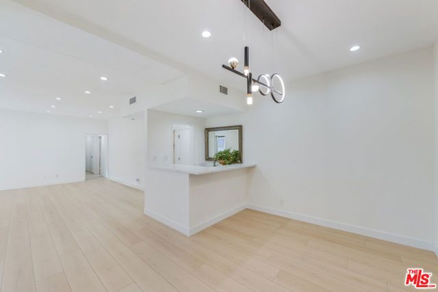 1727 S Bentley Avenue 207, Los Angeles, CA 90025