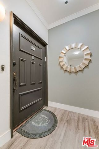 1727 S Bentley Avenue 207, Los Angeles, CA 90025