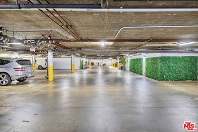 1727 S Bentley Avenue 207, Los Angeles, CA 90025