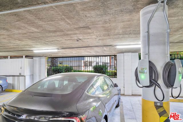 1727 S Bentley Avenue 207, Los Angeles, CA 90025