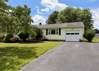 117 Grove Ave Extension, Auburn, NY 13021
