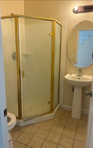 3904 Angelina Ln, Stockton, CA 95212