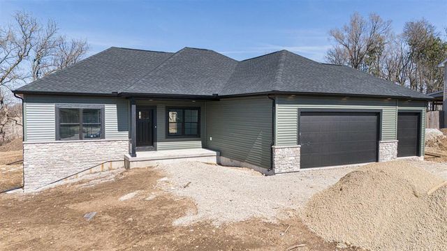 333 Drumlin Loop, Ripon, WI 54971