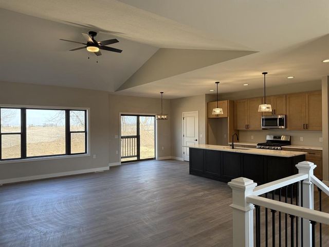 333 Drumlin Loop, Ripon, WI 54971