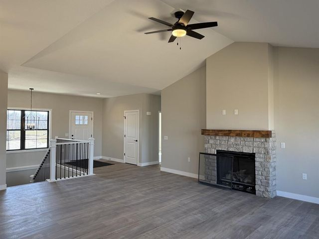 333 Drumlin Loop, Ripon, WI 54971