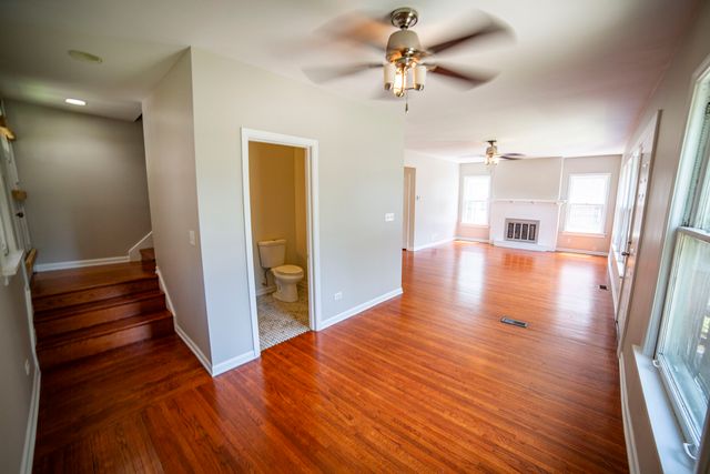 11359 S Bell Avenue, Chicago, IL 60643