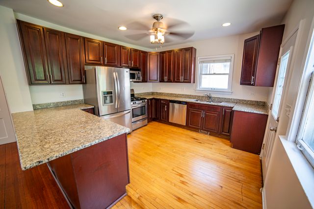 11359 S Bell Avenue, Chicago, IL 60643