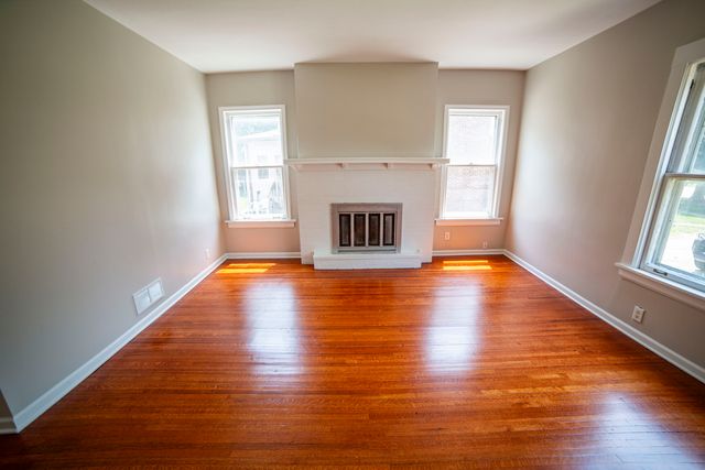 11359 S Bell Avenue, Chicago, IL 60643