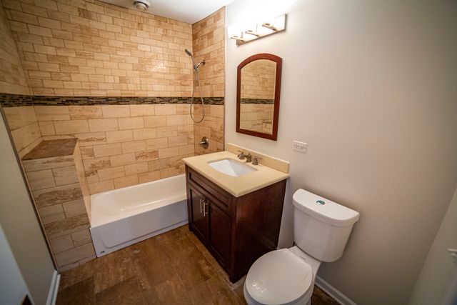 11359 S Bell Avenue, Chicago, IL 60643