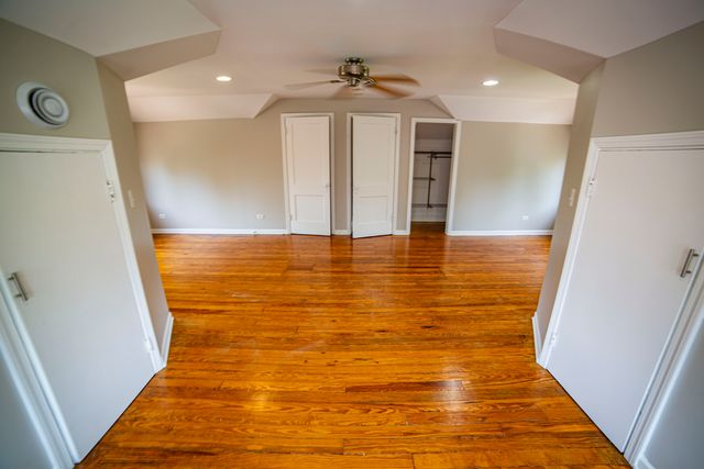 11359 S Bell Avenue, Chicago, IL 60643