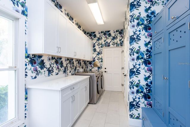 4104 LAS PALMAS WAY, Sarasota, FL 34238