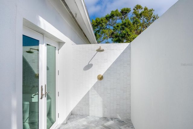 4104 LAS PALMAS WAY, Sarasota, FL 34238