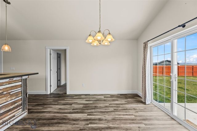 1009 Falcon Ridge Boulevard, Belgrade, MT 59714