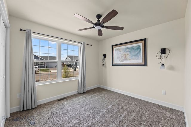 1009 Falcon Ridge Boulevard, Belgrade, MT 59714