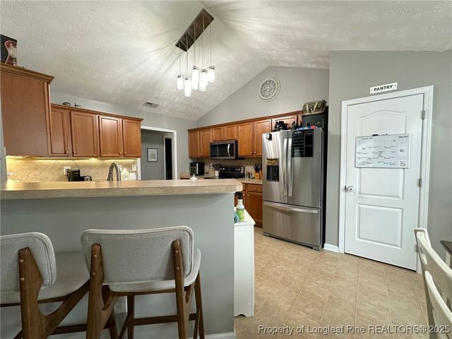 2240 Sir Michael Drive, Hope Mills, NC 28348