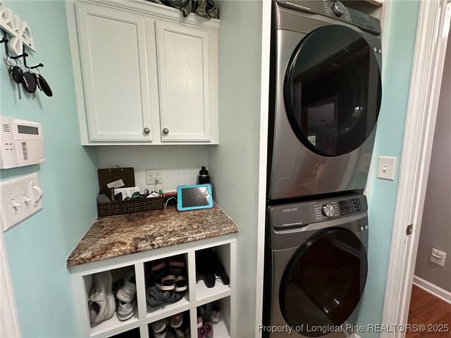 2240 Sir Michael Drive, Hope Mills, NC 28348