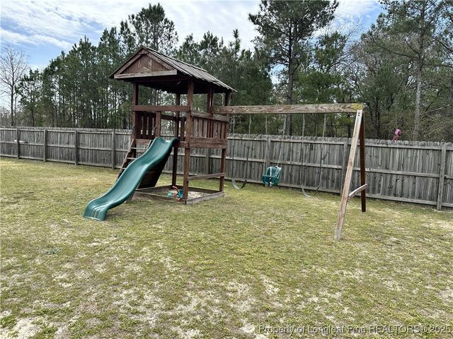 2240 Sir Michael Drive, Hope Mills, NC 28348