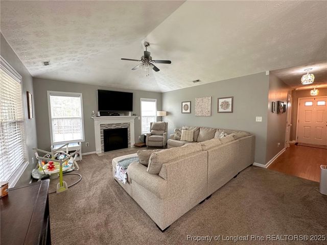 2240 Sir Michael Drive, Hope Mills, NC 28348