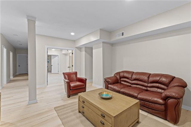 2150 Azalea Circle, Decatur, GA 30033