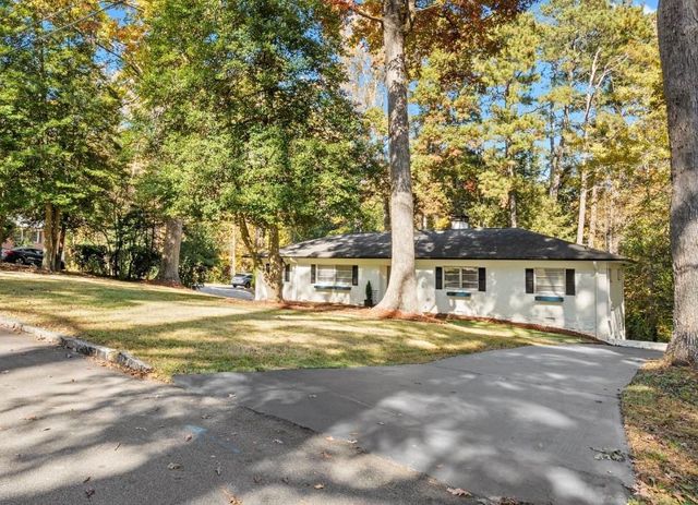 2150 Azalea Circle, Decatur, GA 30033