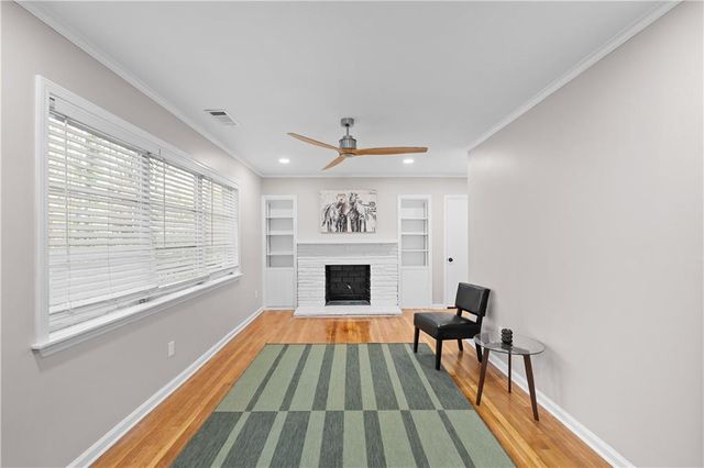 2150 Azalea Circle, Decatur, GA 30033