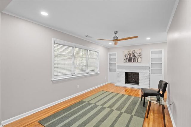 2150 Azalea Circle, Decatur, GA 30033