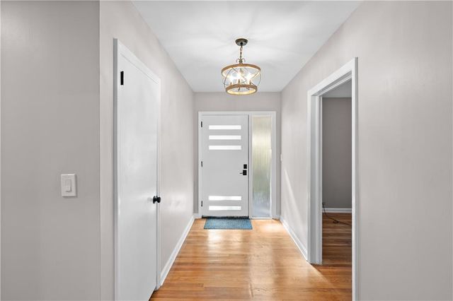 2150 Azalea Circle, Decatur, GA 30033