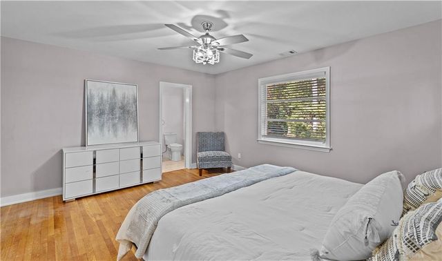 2150 Azalea Circle, Decatur, GA 30033