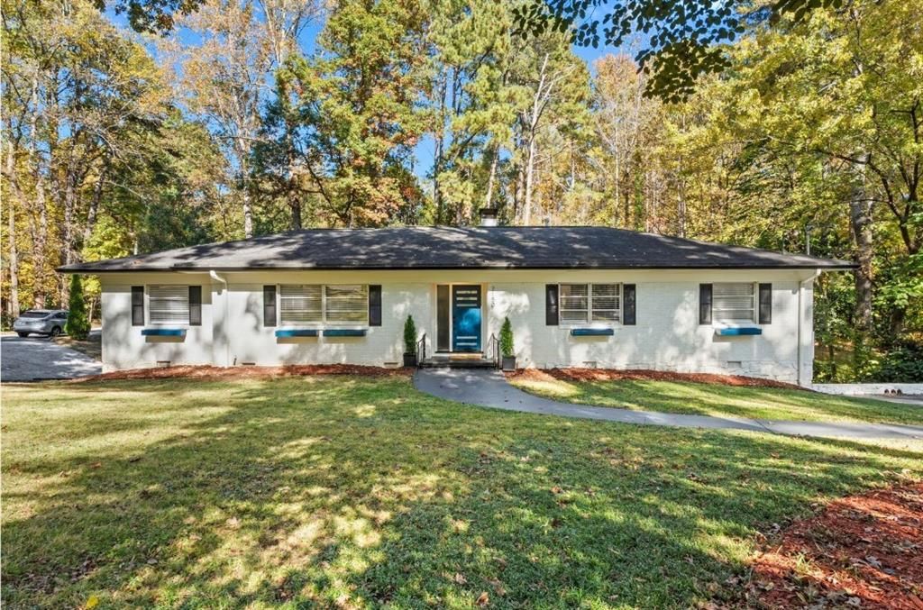 2150 Azalea Circle, Decatur, GA 30033