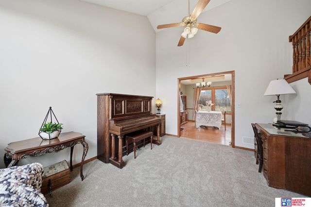 6742 Crooked Creek Drive, Lincoln, NE 68516