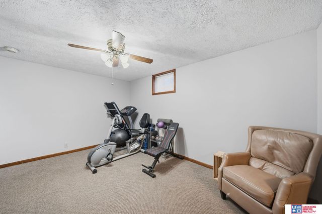 6742 Crooked Creek Drive, Lincoln, NE 68516