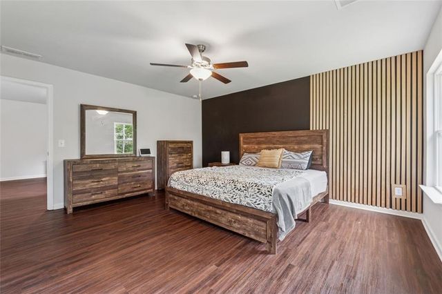 520 EDGEMORE Road, Canton, GA 30114