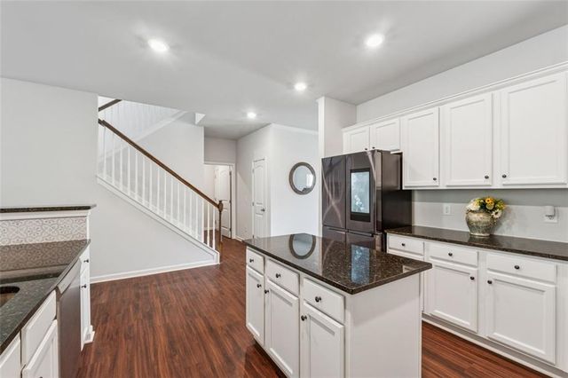520 EDGEMORE Road, Canton, GA 30114