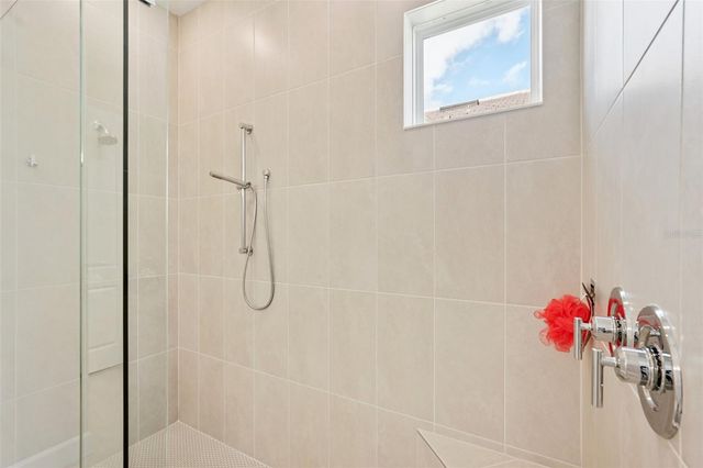 16415 ISOLA PLACE, Lakewood Ranch, FL 34211