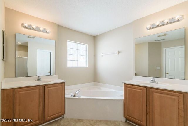 248 SOUTHERN ROSE Drive, Jacksonville, FL 32225