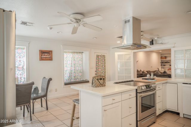 721 N 25th Street, Mesa, AZ 85213