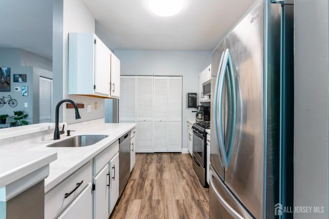 5141 Beech Court, South Brunswick, NJ 08852