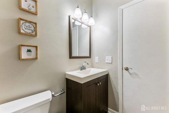5141 Beech Court, South Brunswick, NJ 08852
