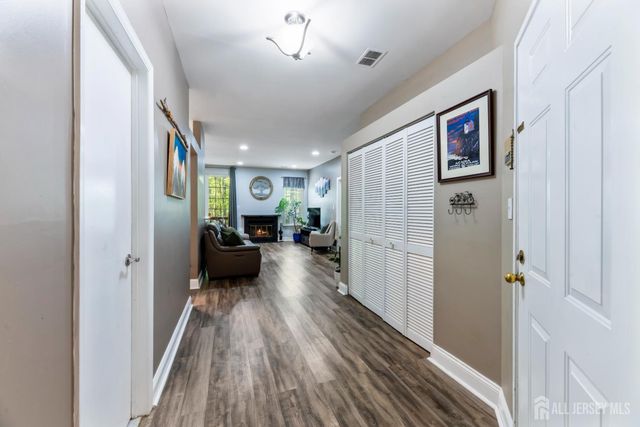 5141 Beech Court, South Brunswick, NJ 08852