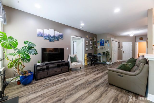 5141 Beech Court, South Brunswick, NJ 08852