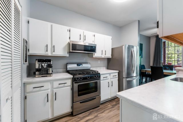 5141 Beech Court, South Brunswick, NJ 08852